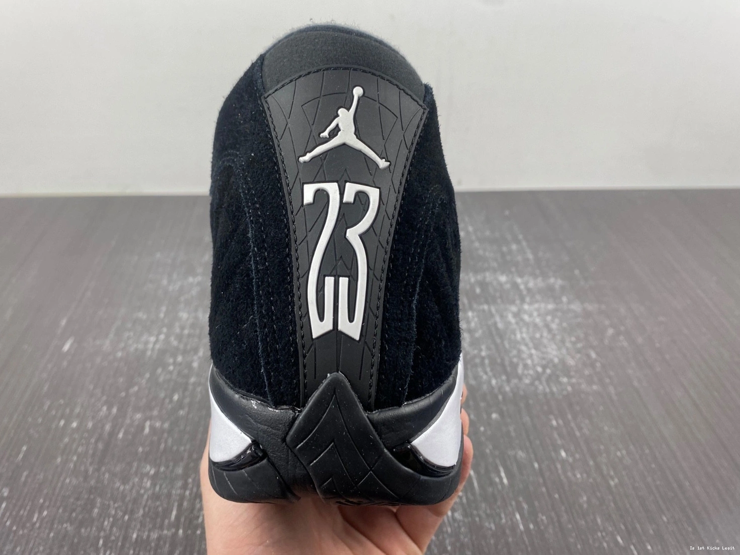 Black 14 White Red Jordan 487471-016 Air University 0913